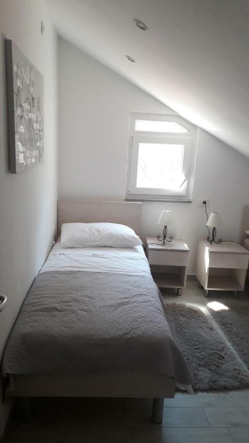 Apartmani Zilic 두기라트 외부 사진