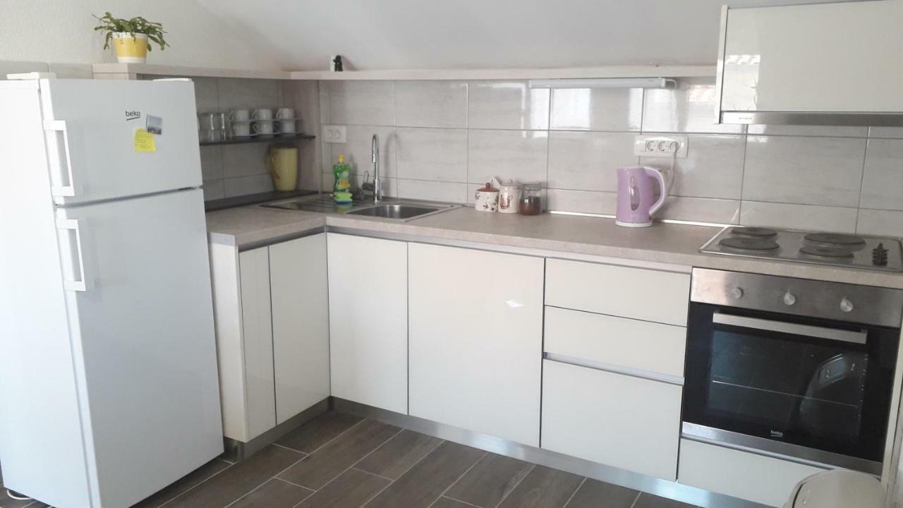 Apartmani Zilic 두기라트 외부 사진